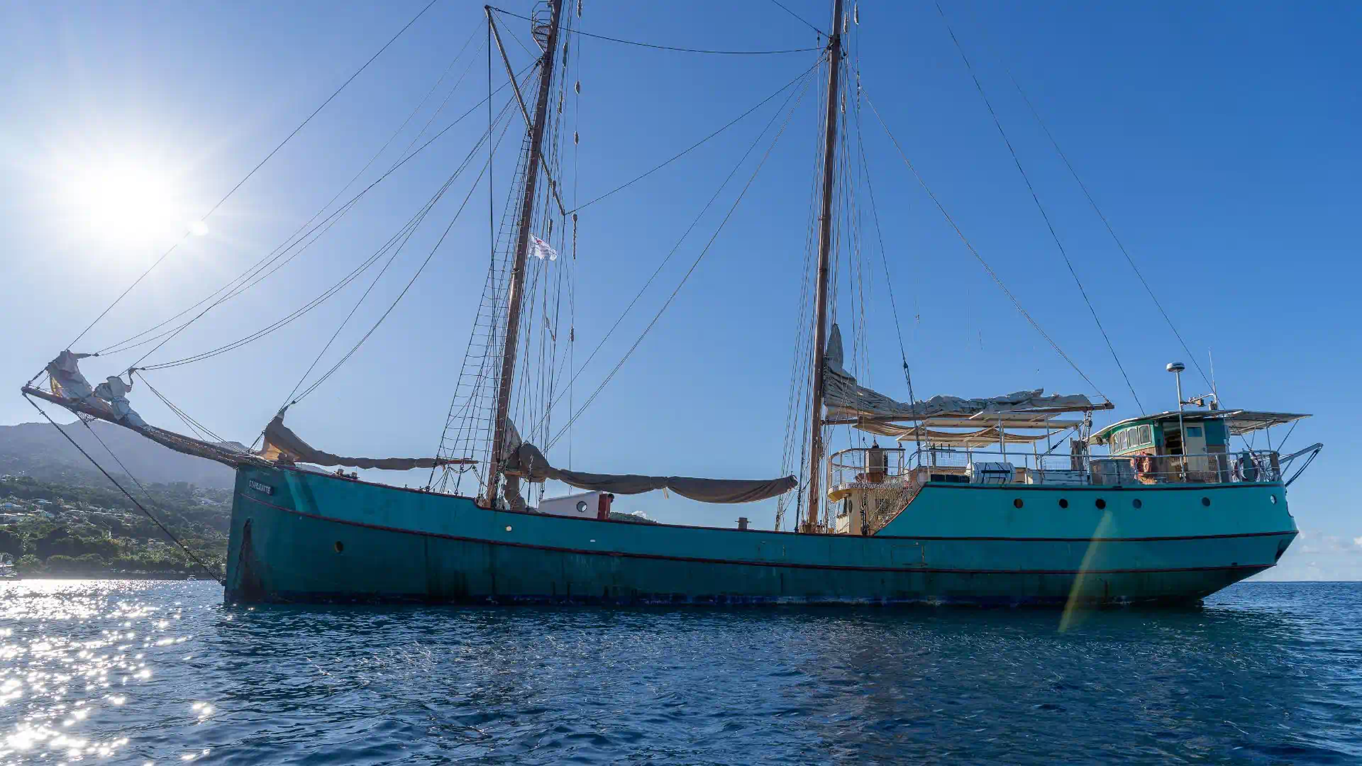 Contactez l'équipe du Stahlratte à Bouillante