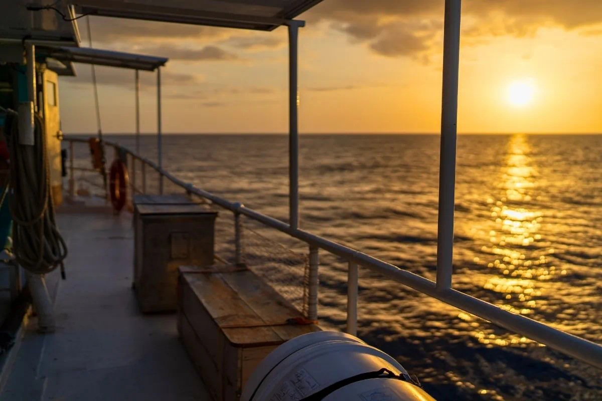 Nuitée à bord du Stahlratte au mouillage